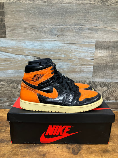 Air Jordan 1 Retro High “Shattered Backboard” 11