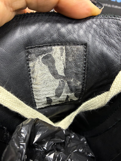 43/10US - Rick Owen’s Mainline Ramones