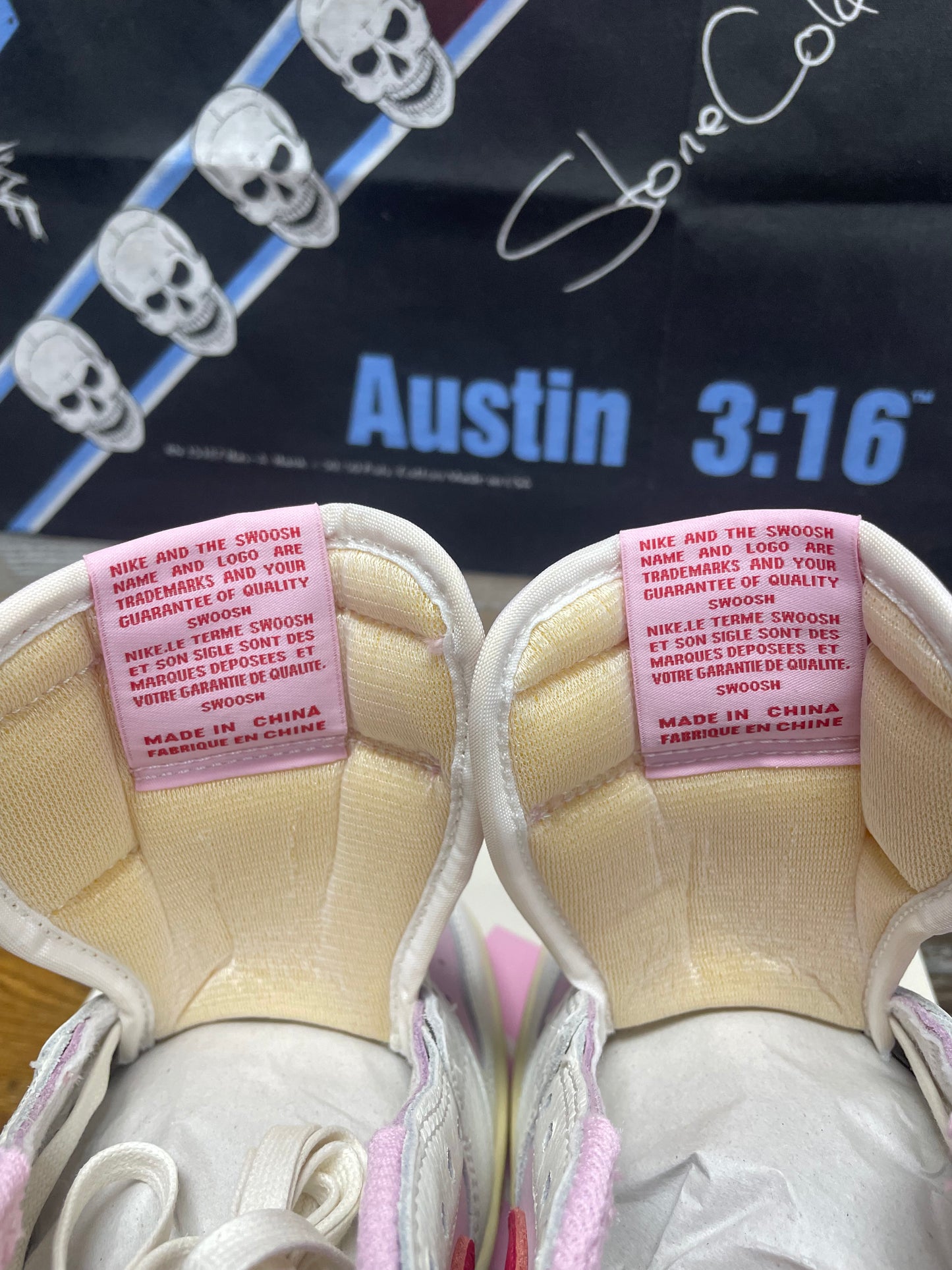8.5 - Air Jordan 1 Low x Travis Scott "Tropical Pink
