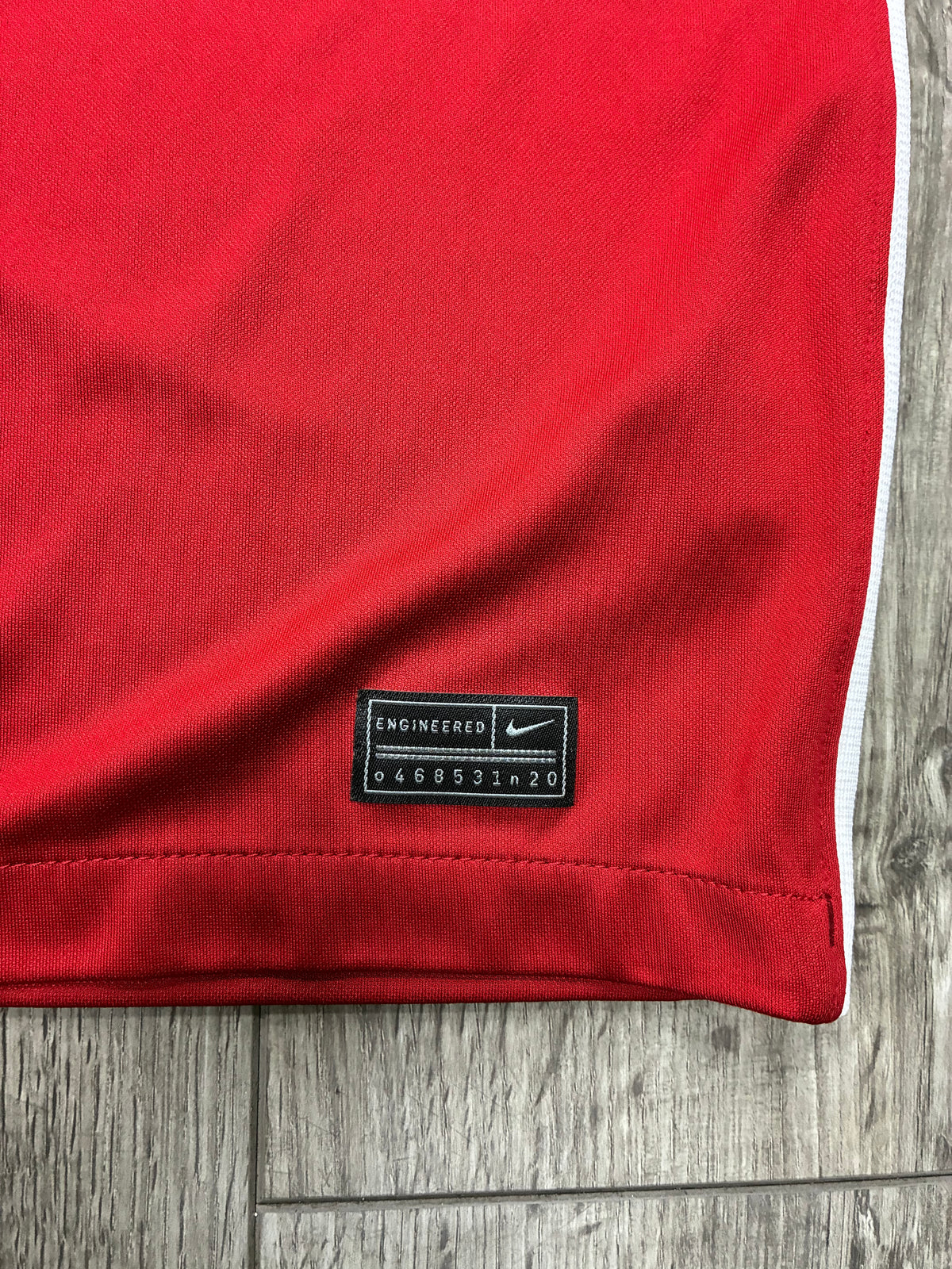 M - Liverpool 20/21 Home Kit