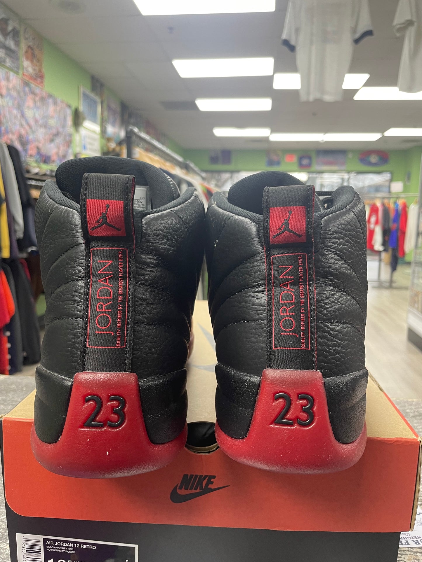 Jordan 12 Flu game Size 10.5