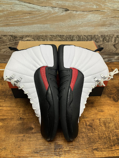 Jordan 12 Taxi flip Size 9