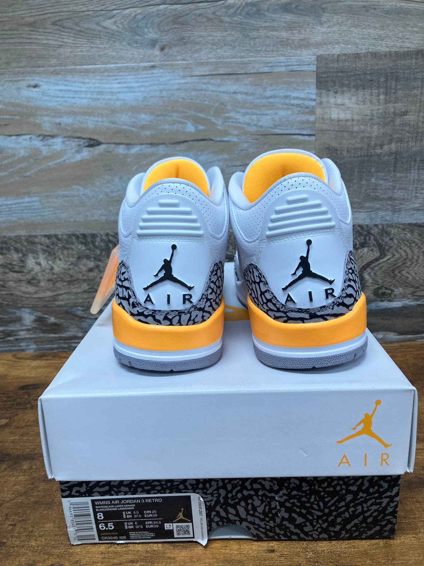 Jordan 3 Laser Orange Size 8W/6.5M