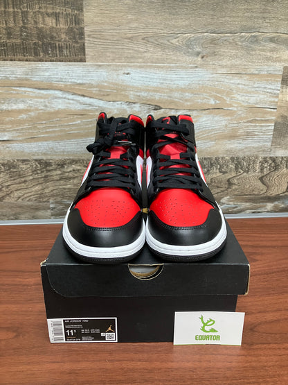 Jordan 1 Mid Bred Toe Size 11.5