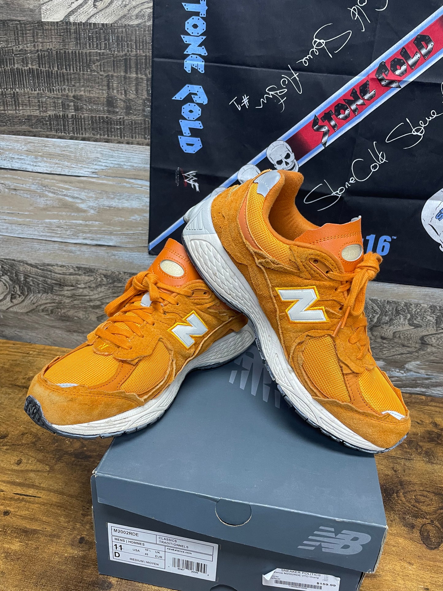 11 - New balance 2002r Protection Pack Orange