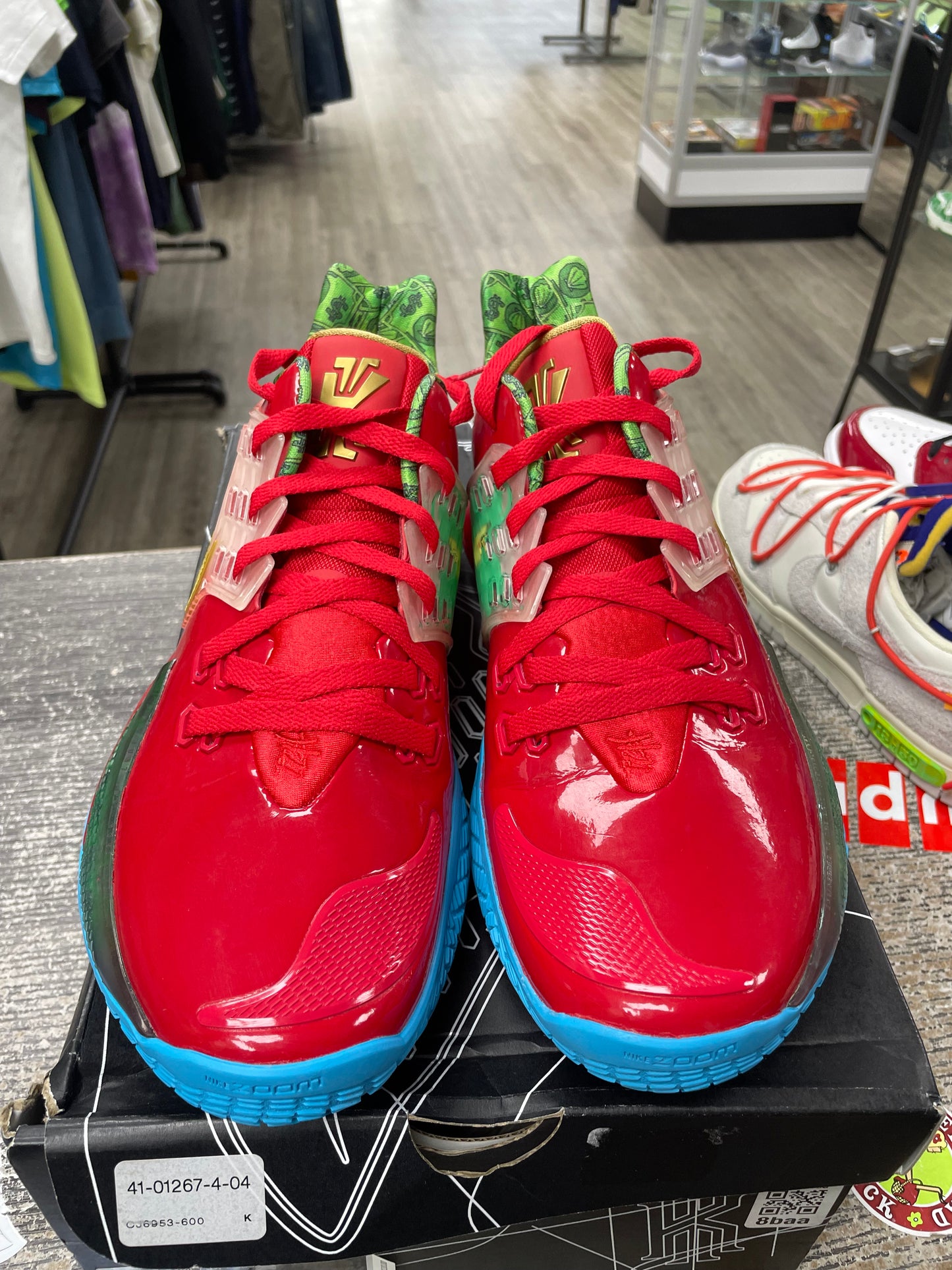 Nike Kyrie 2 SpongeBob Mr Krabs Size 11