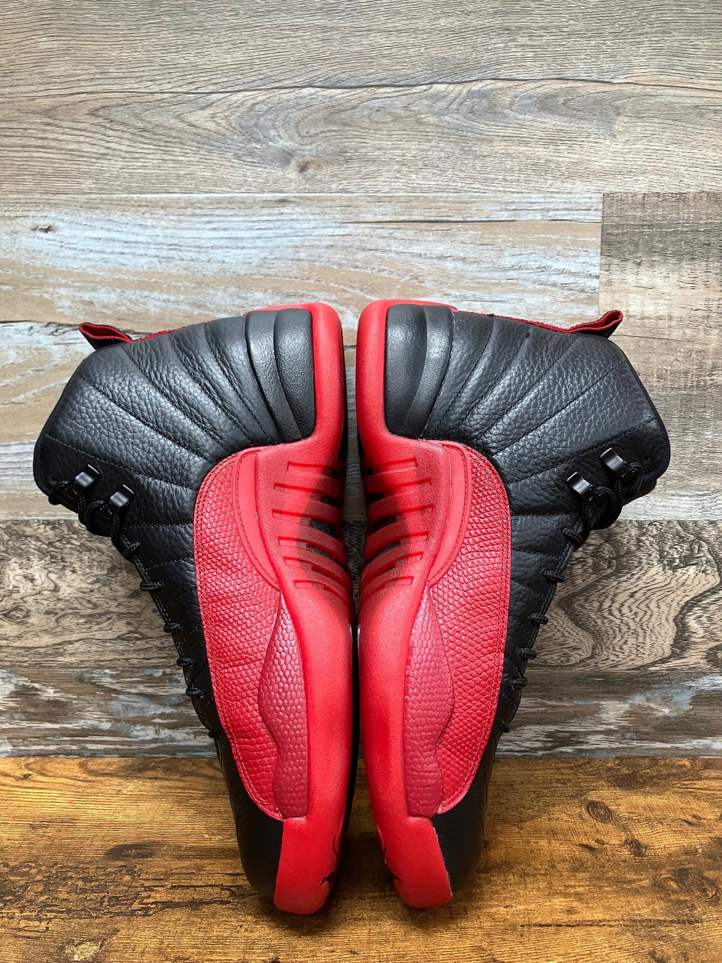 Air Jordan 12 Flu game 10.5 (2016)