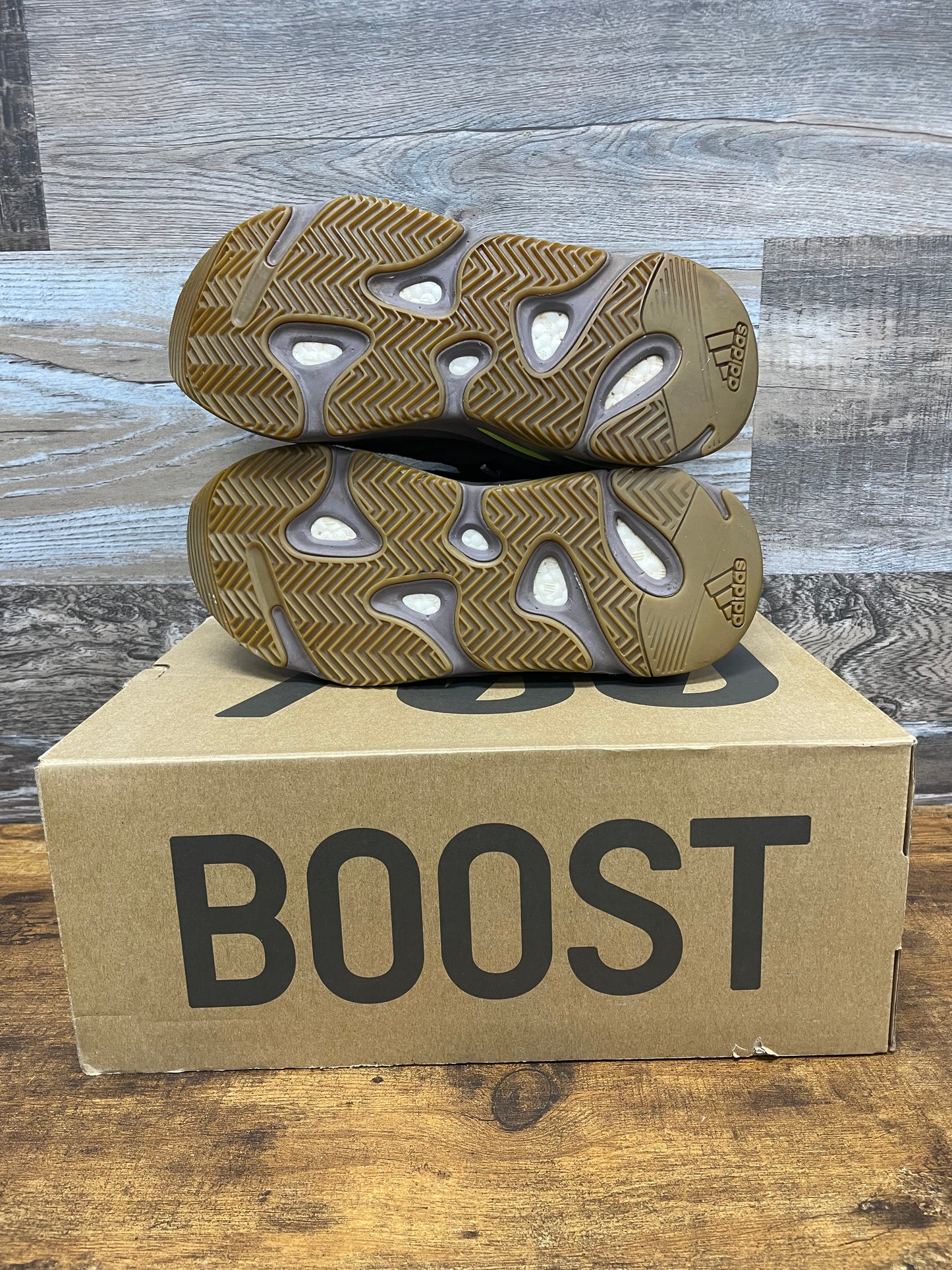 Yeezy Boost 700 “Mauve” 8.5