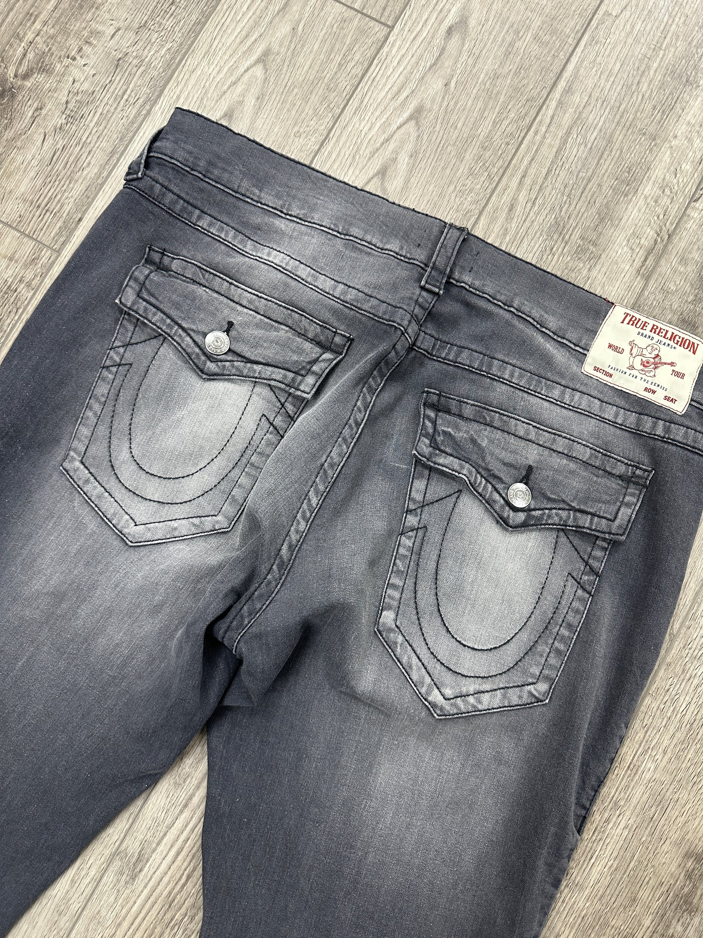 True Religion Relaxed Skinny Size 40x34