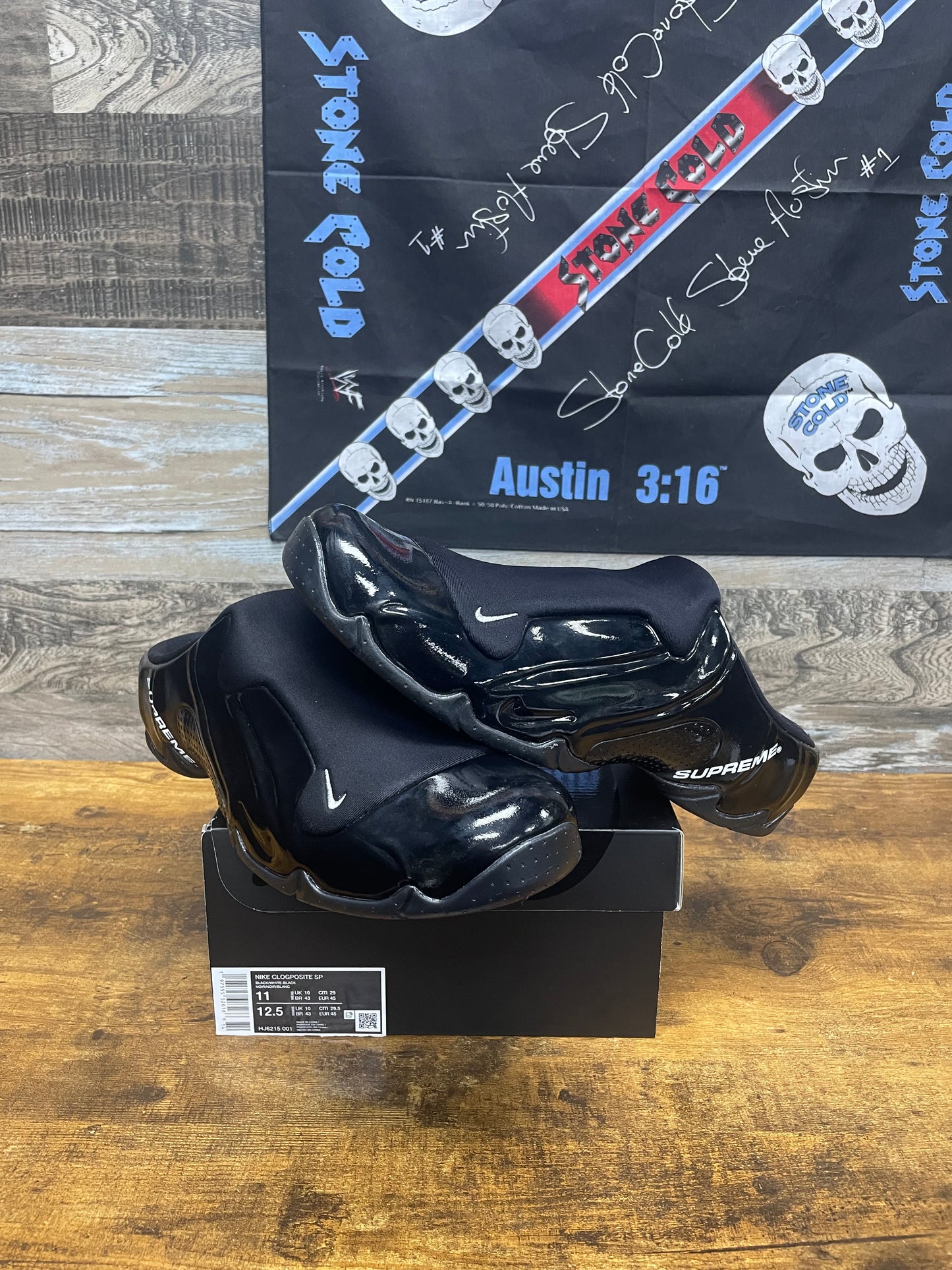 11 - Nike Clogposite Supreme Black