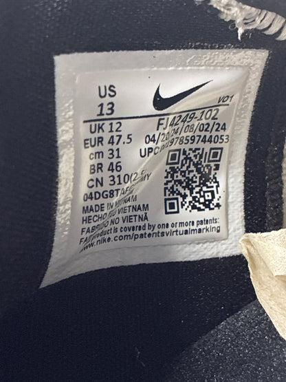 Nike Book 1 The Nightmare Before Christmas 13