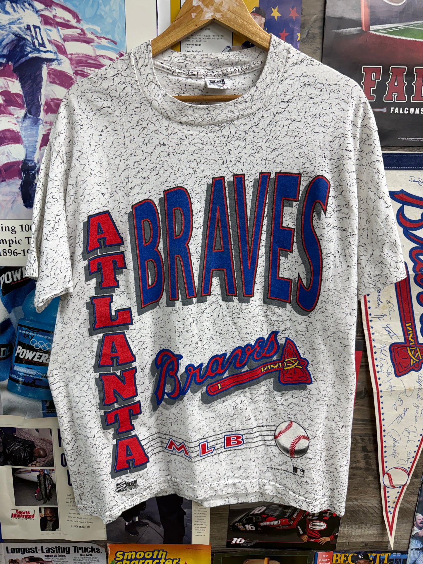 L/XL - Atlanta Braves Vintage AOP Tee
