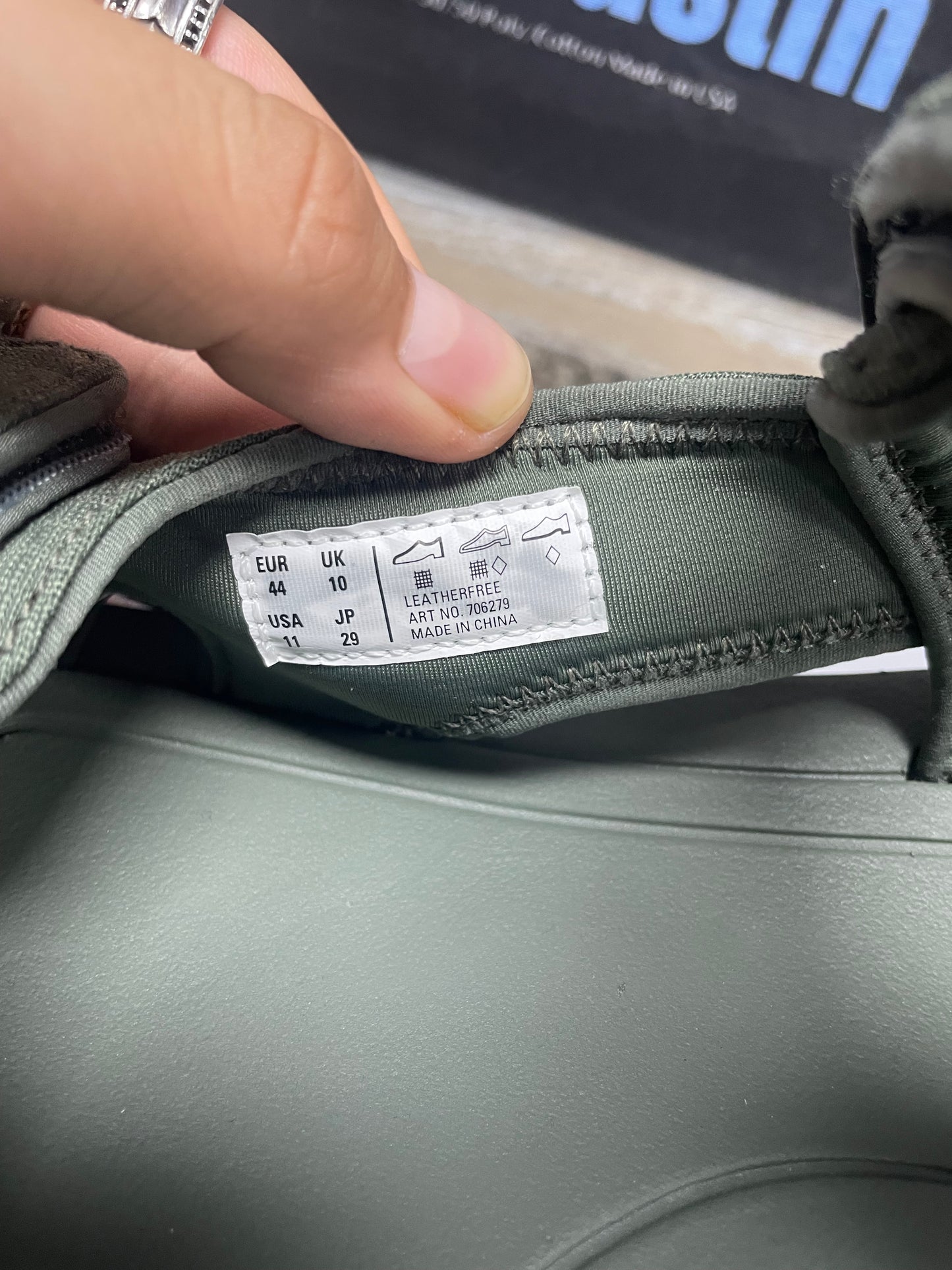 44EU / 11US - Balenciaga Tourist sandals