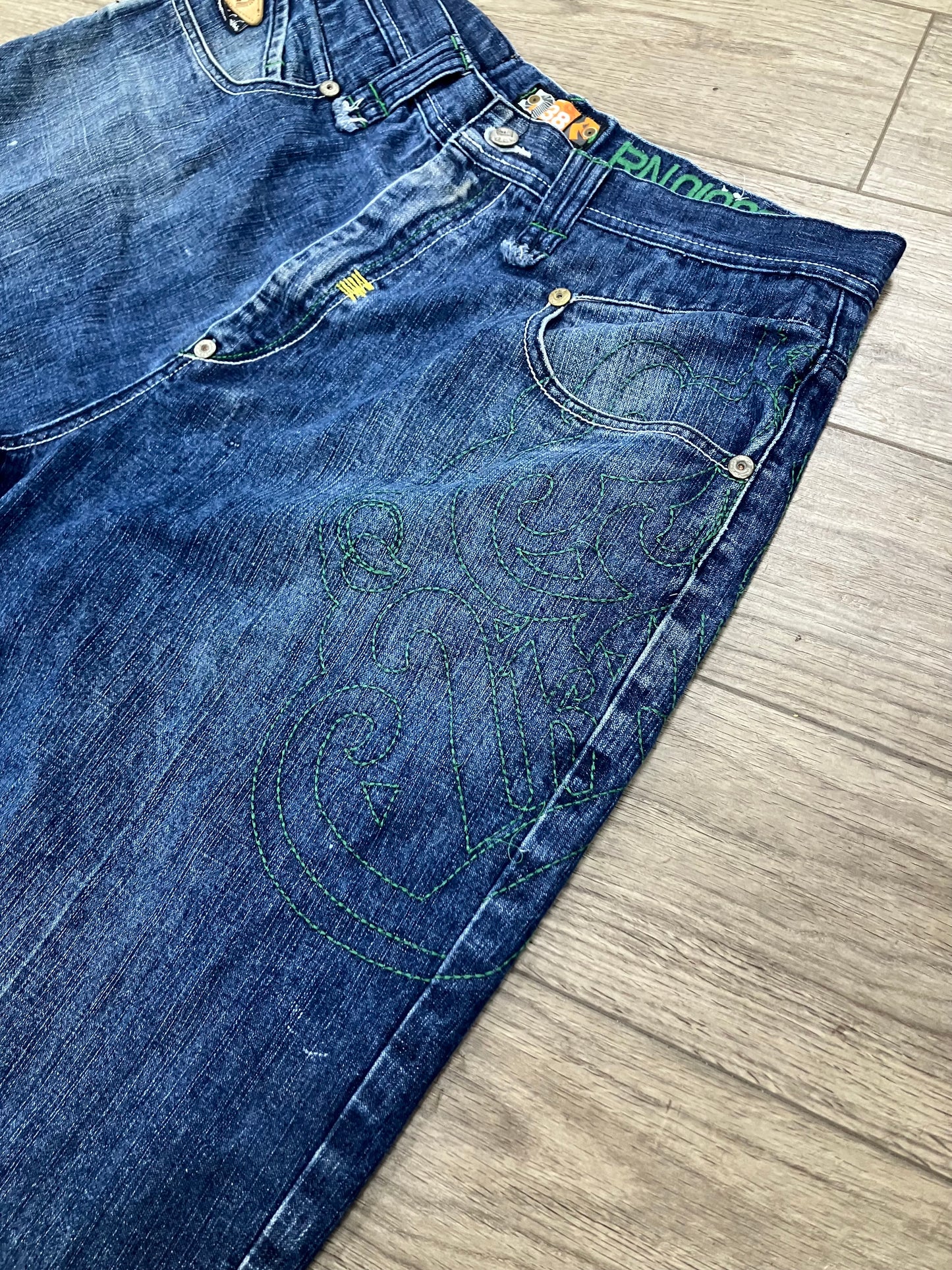 38 - Vtg Akademics Jorts Embroidery