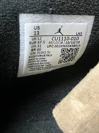 13 - Air Jordan 4 Black Cats