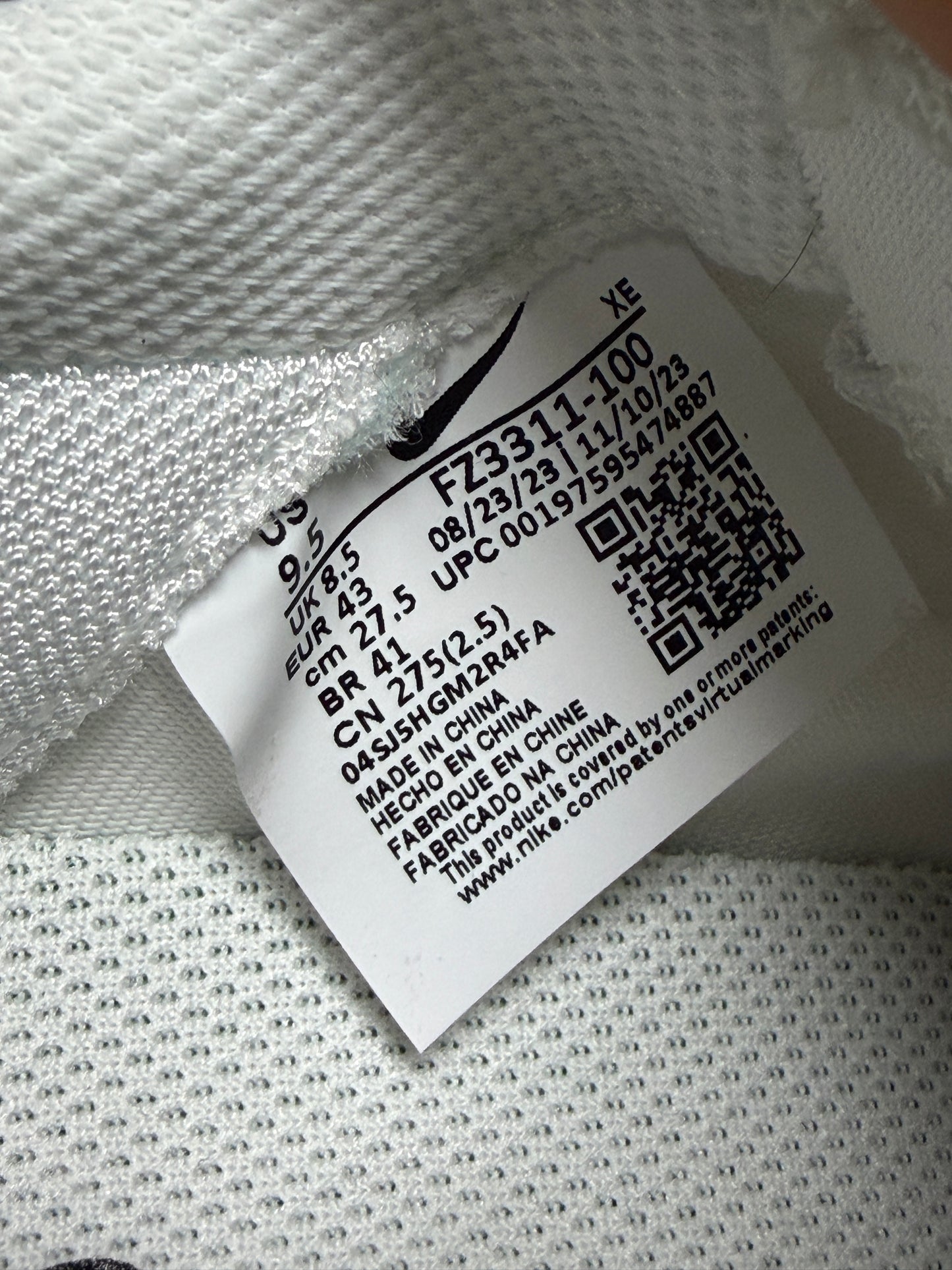 9.5 - ACG Mountain Fly 2 Low New