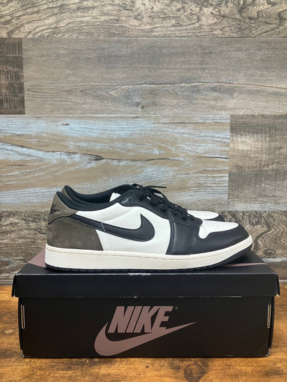 Air Jordan 1 Low Mocha 12