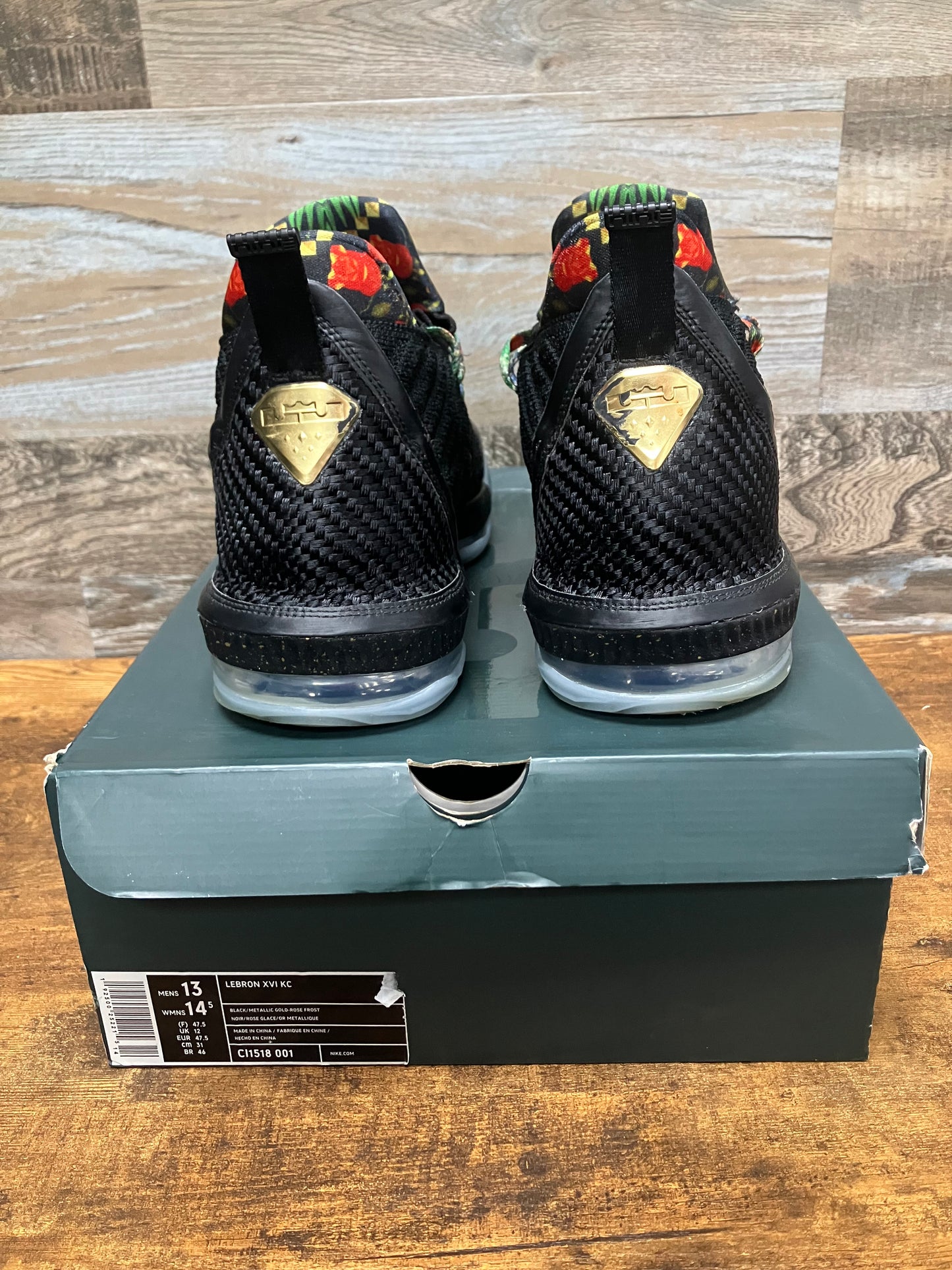 LeBron 16 Watch the Throne Size 13