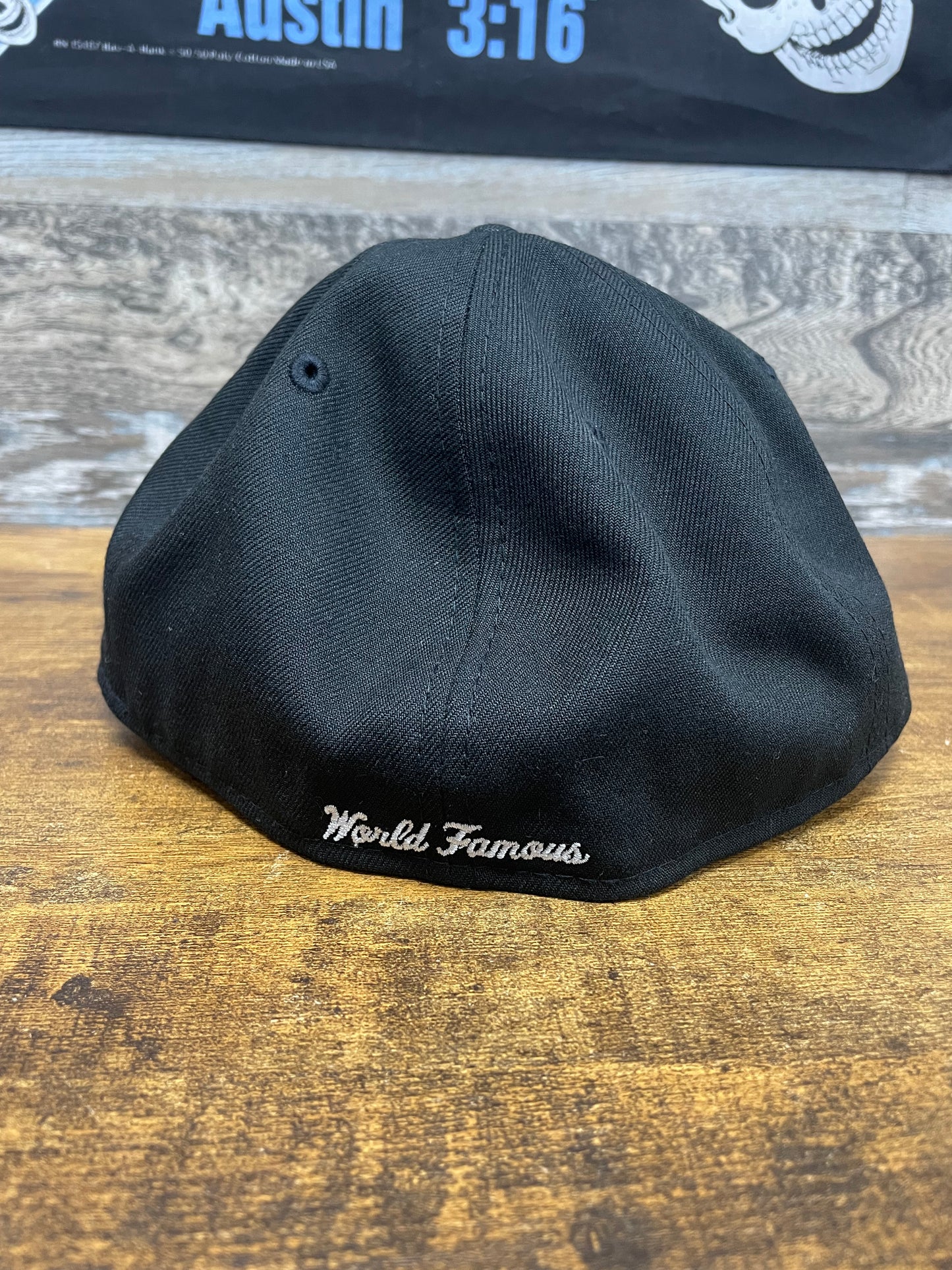 7 3/8 - Supreme New Era Breast Cancer Fitted