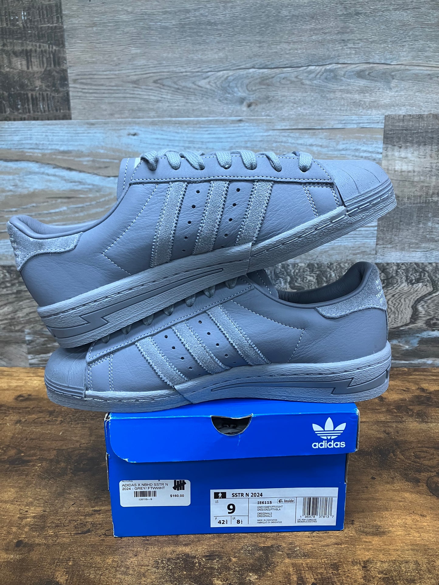 Adidas Superstar Neighborhood Size 9