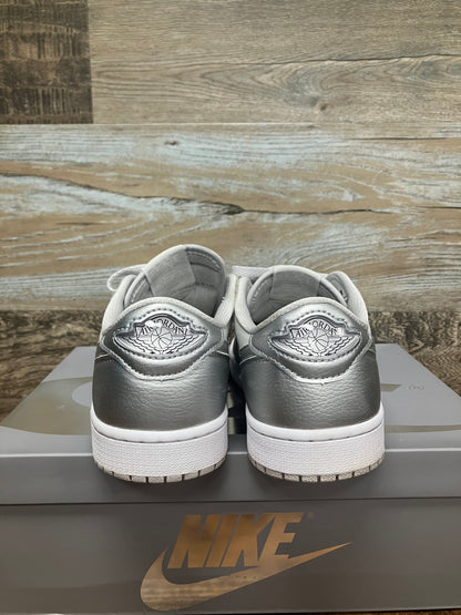 Air Jordan 1 Retro Low OG “Silver” 10