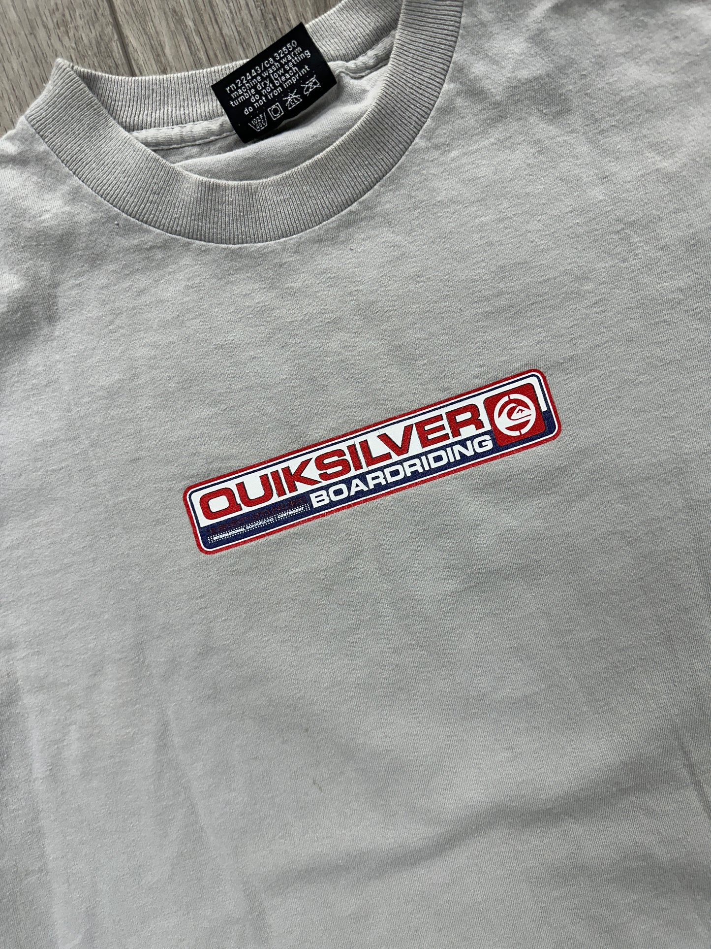 Y2K QuickSilver Tee Size Medium