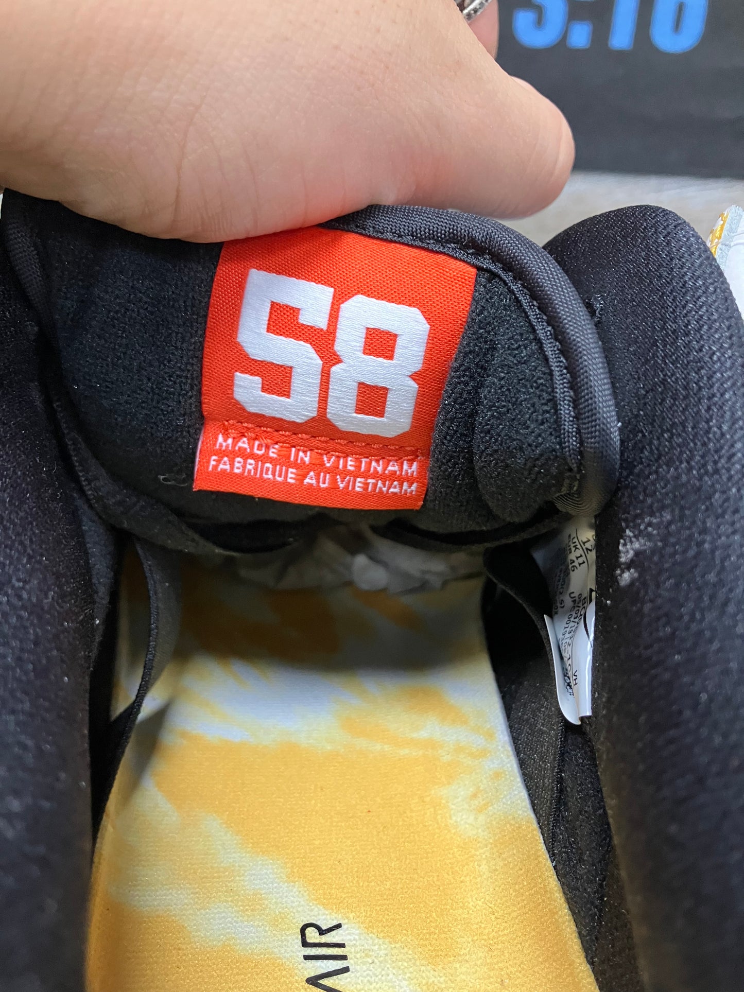 12 - Nike SB Dunk Low Raygun Tie-Dye White sneaker