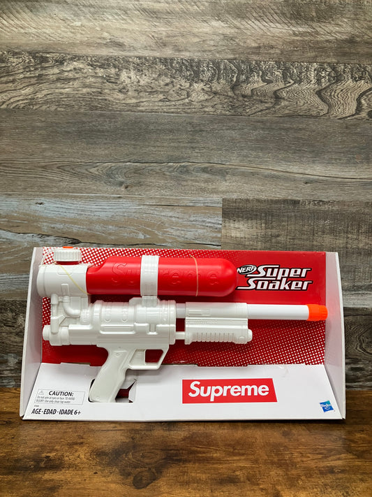 Supreme Nerf Super Soaker