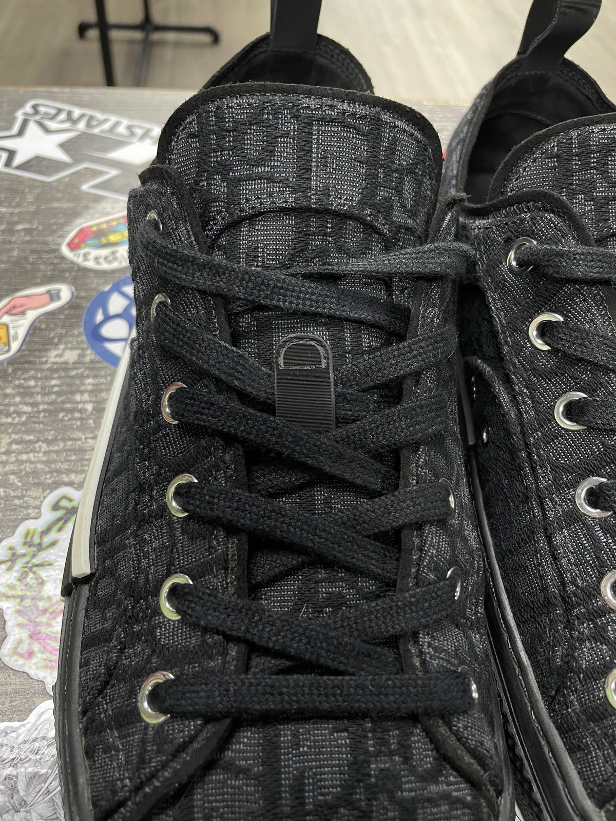 43/10m - Dior B23 low top Black Canvas