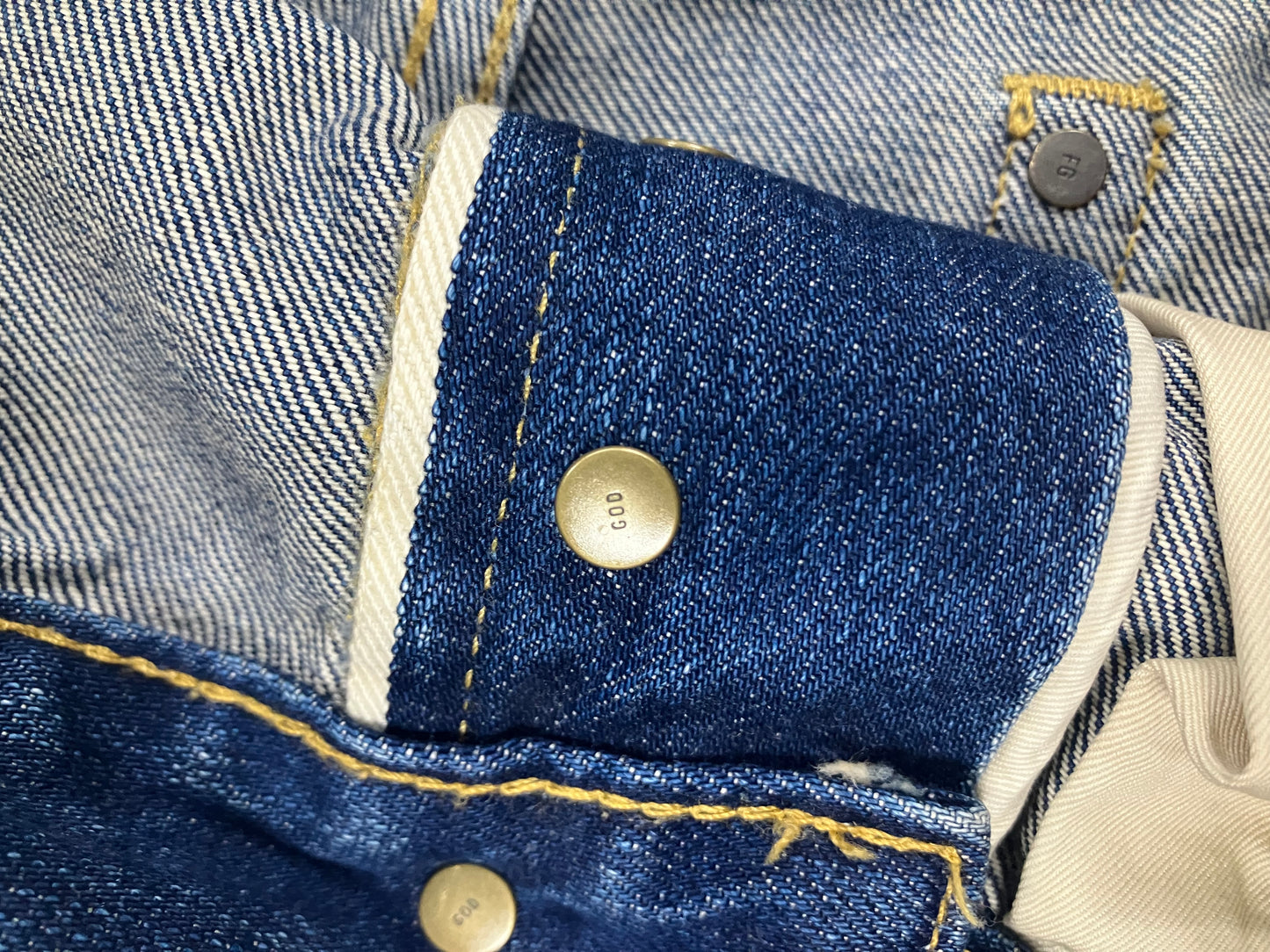 31 - Fear Of God Seventh Collection Dark Washed Jeans