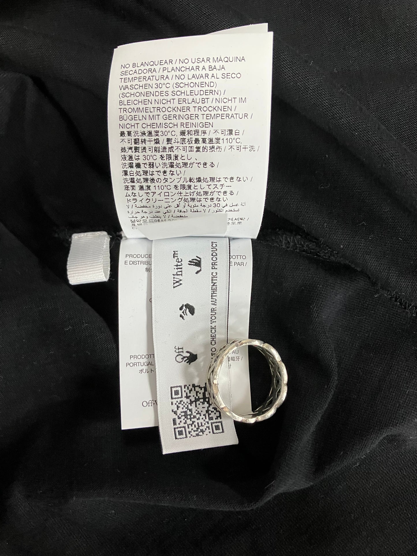XL - Off White “Bookish Flower” Tee