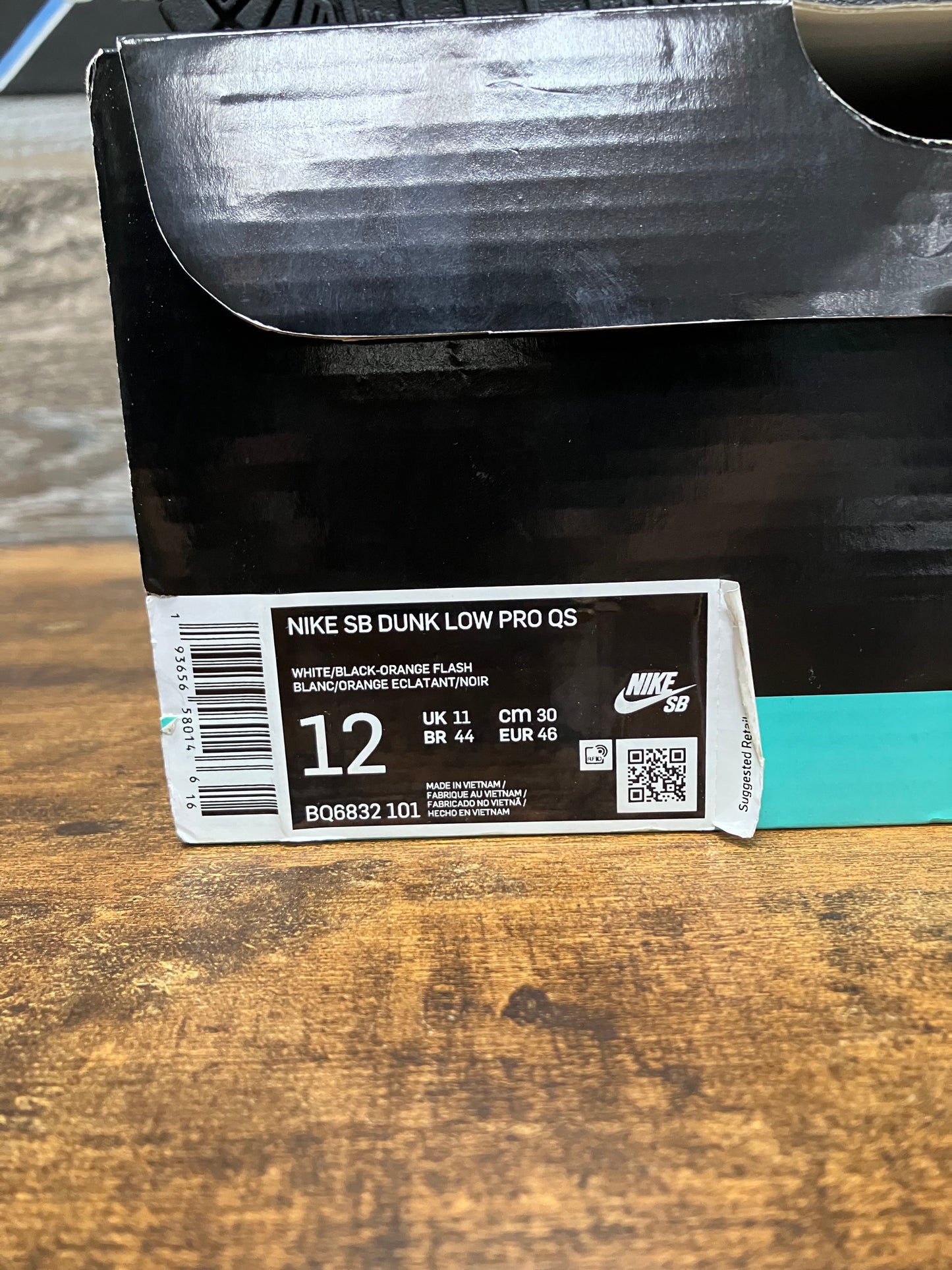 12 - Nike SB Dunk Low Raygun Tie-Dye White sneaker