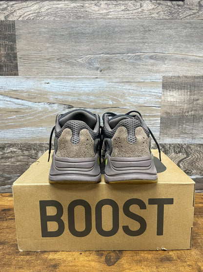 Yeezy Boost 700 “Mauve” 8.5