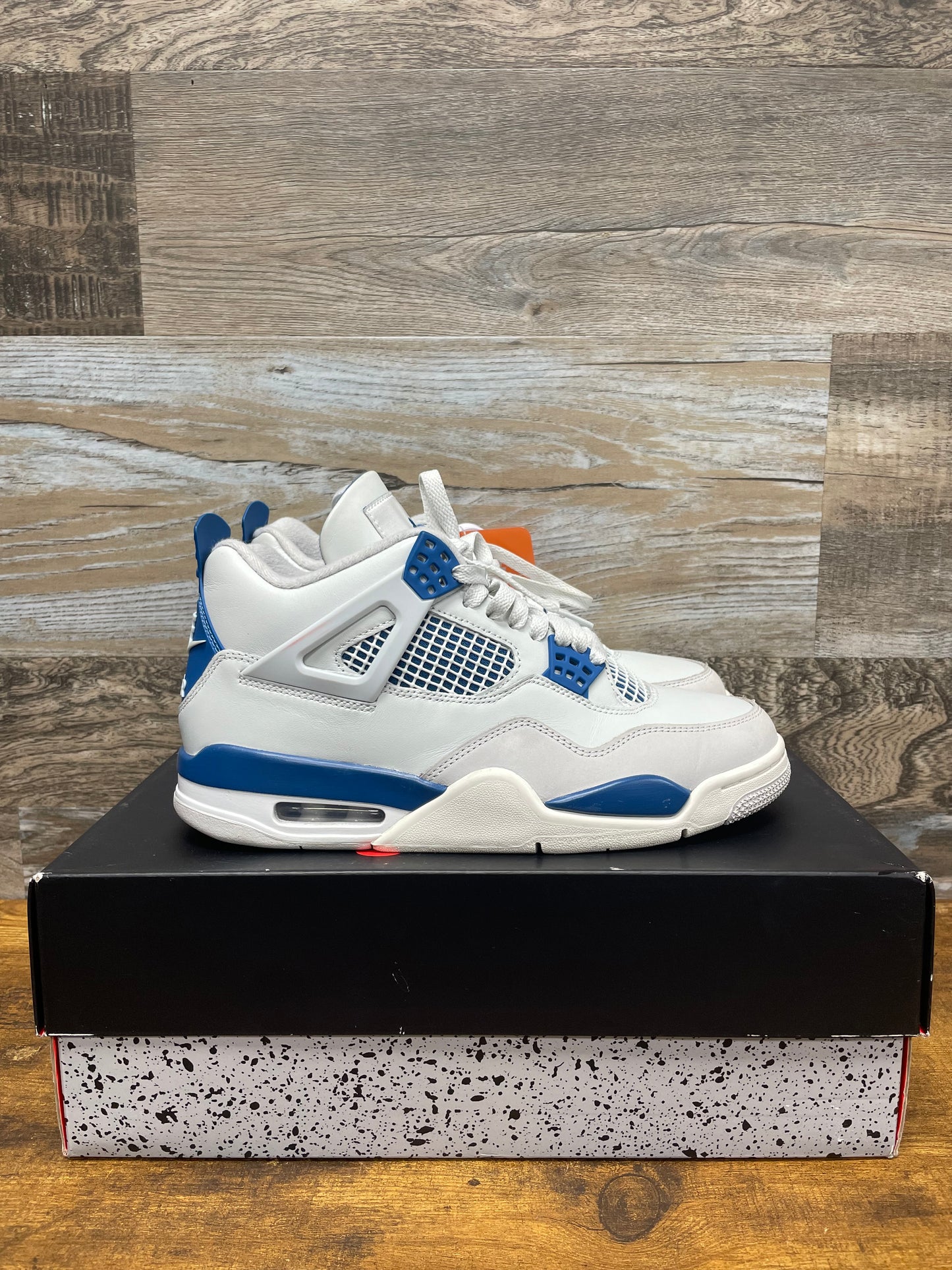 Air Jordan 4 Military Blue 8