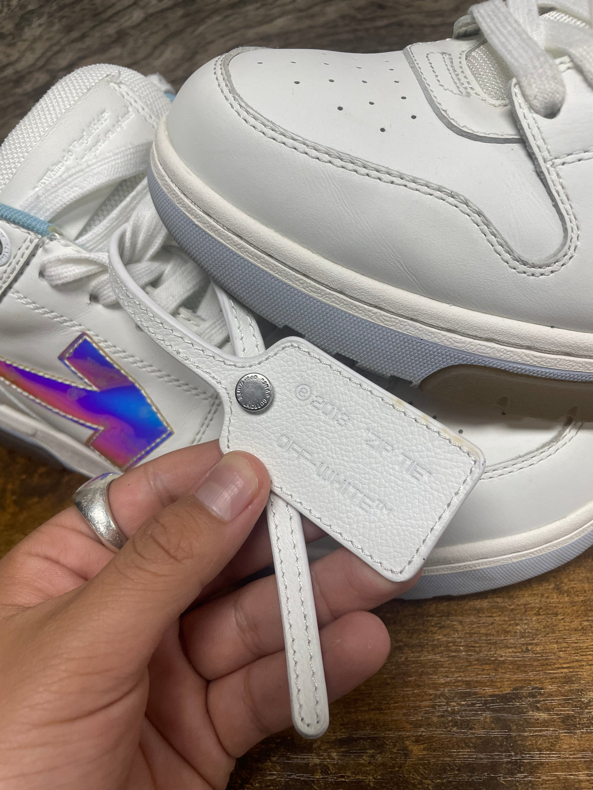 44/11 - Off-White Out of Office "OOO" Low-Top Sneaker