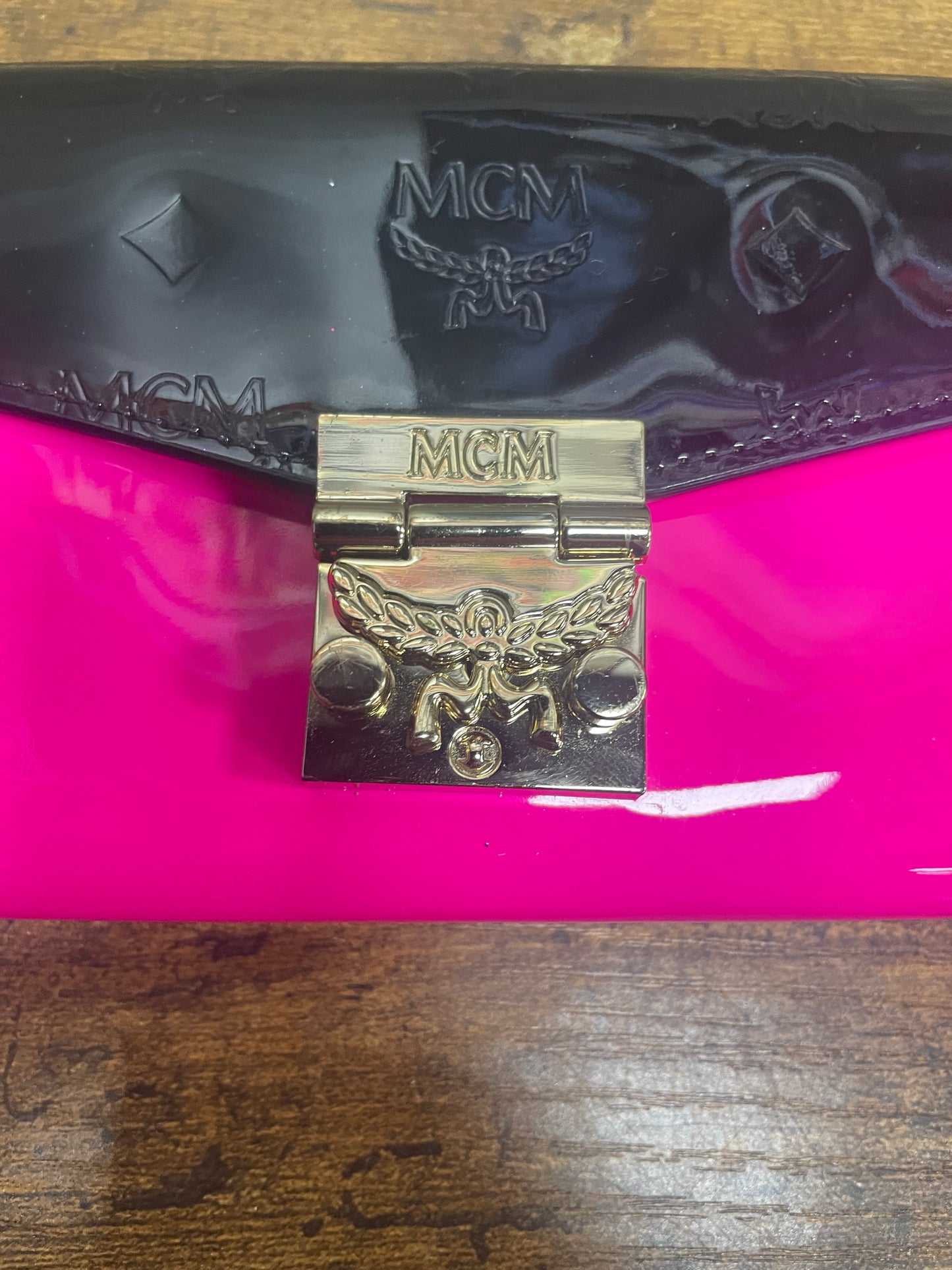 OS - MCM patent leather colorblock Patricia