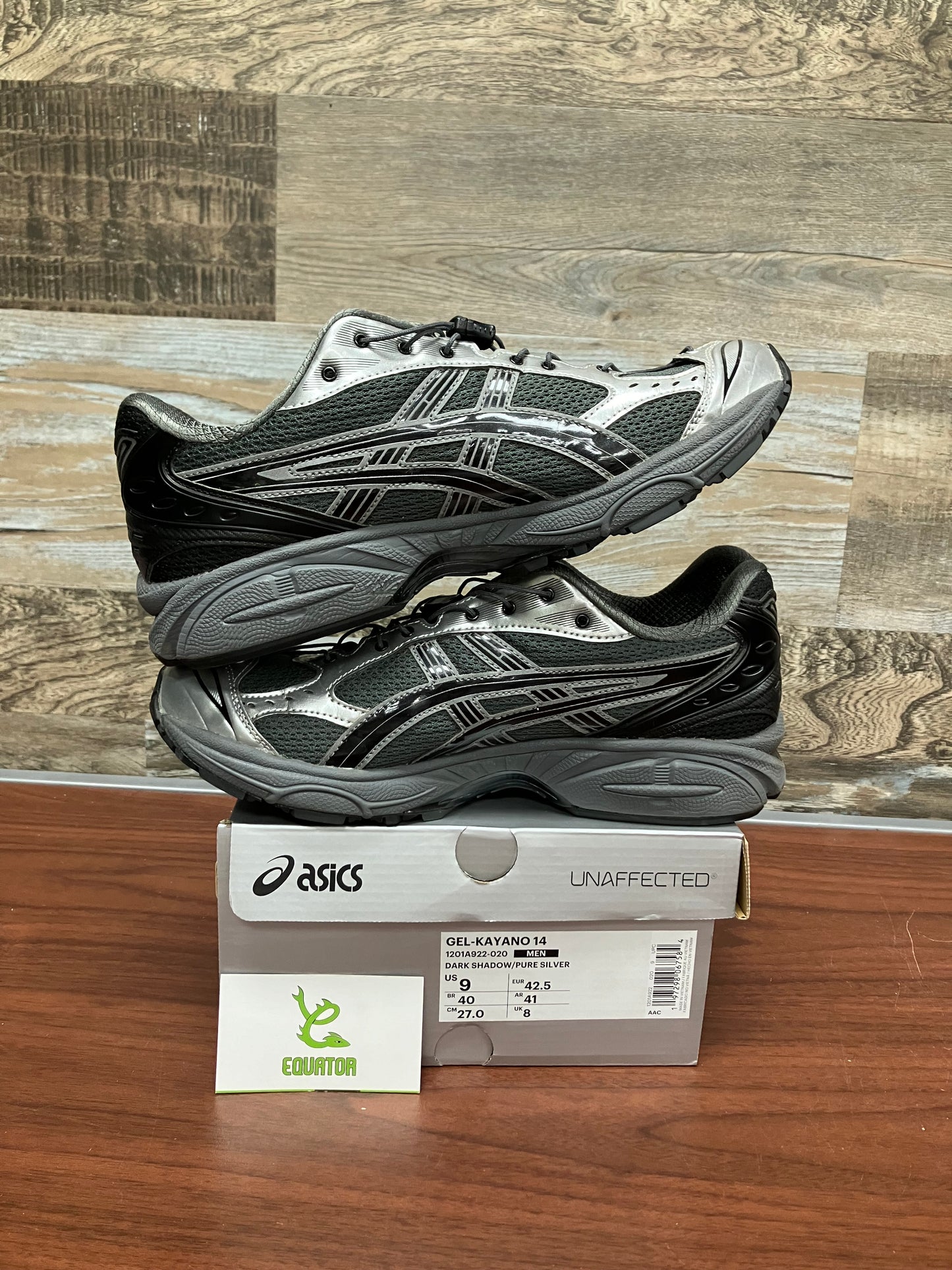 ASICS Gel Kayano Unaffected 9