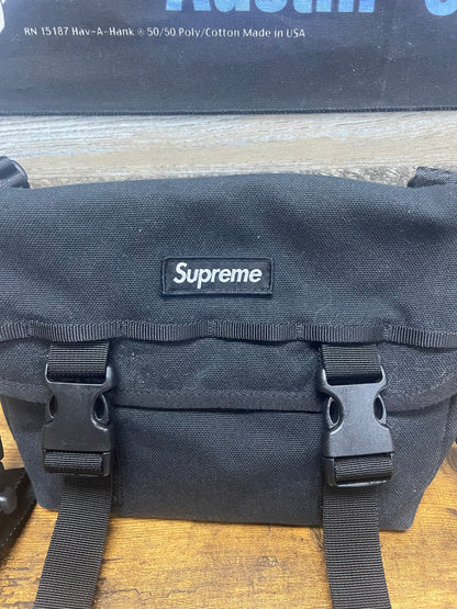 OS - Supreme Mini Messenger Bag SS25