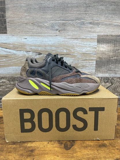Yeezy Boost 700 “Mauve” 8.5