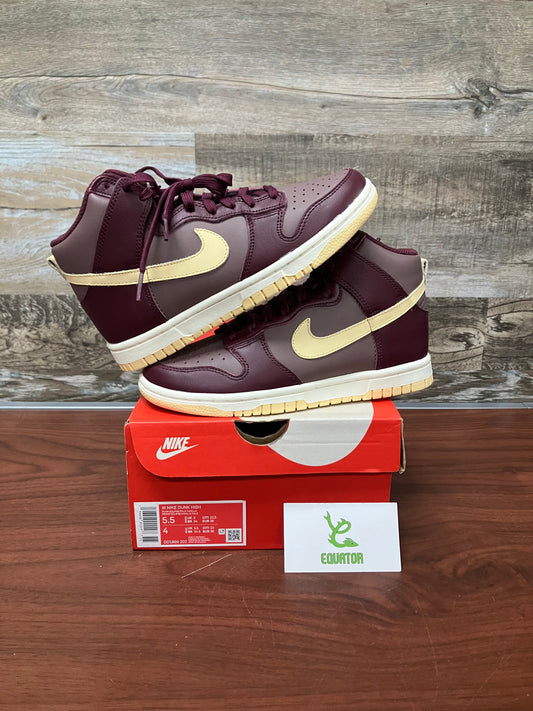 Dunk High Plum