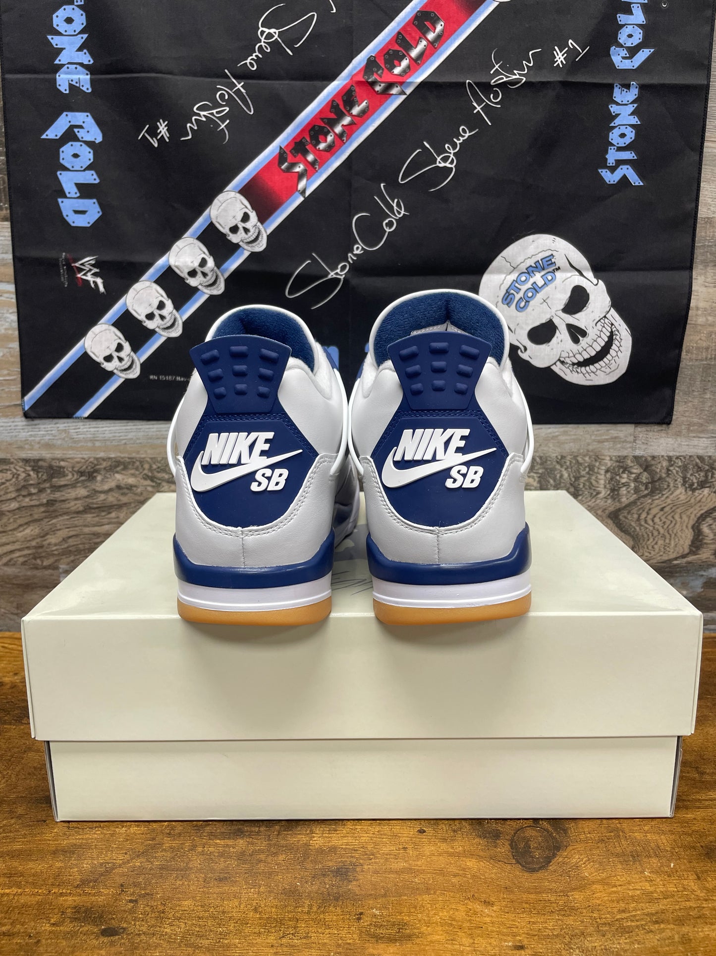 Nike SB x Air Jordan 4 Retro SP "Navy" 10