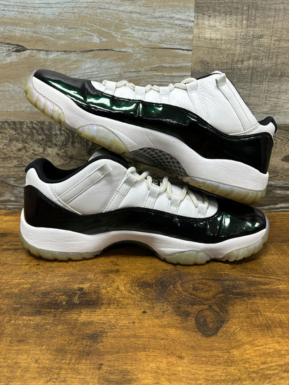 Jordan 11 low iridescent Size 13