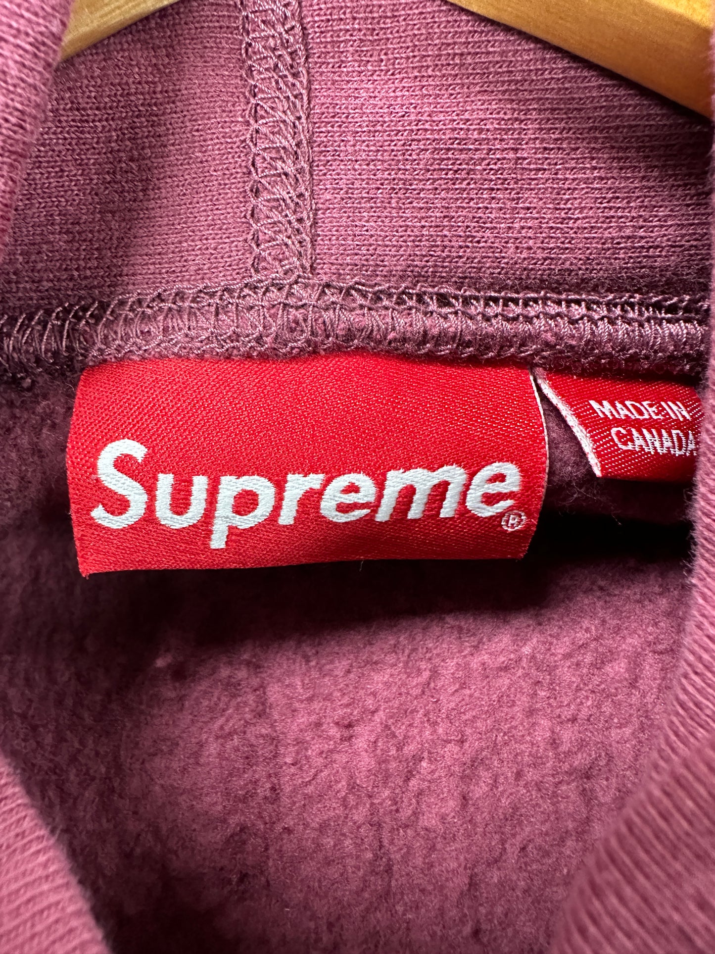 Supreme BOGO Plum Hoodie FW21 Size Medium