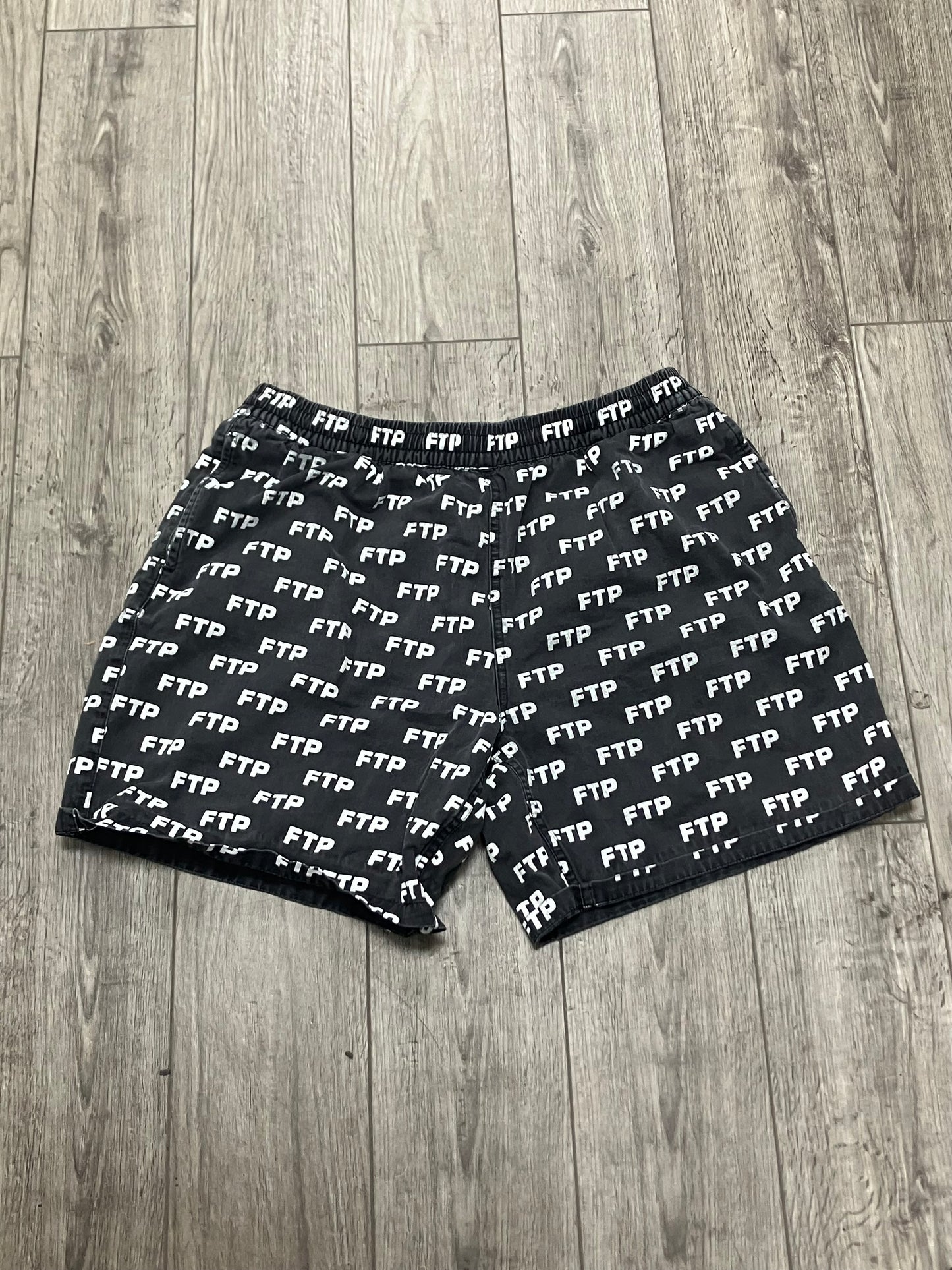 FTP Logo Shorts Size XL