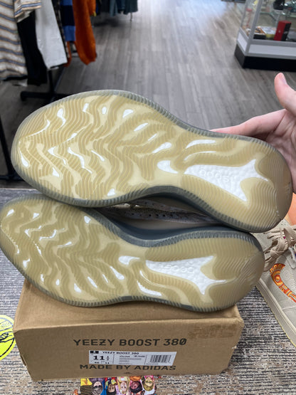 Yeezy 380 Pepper Size 11.5