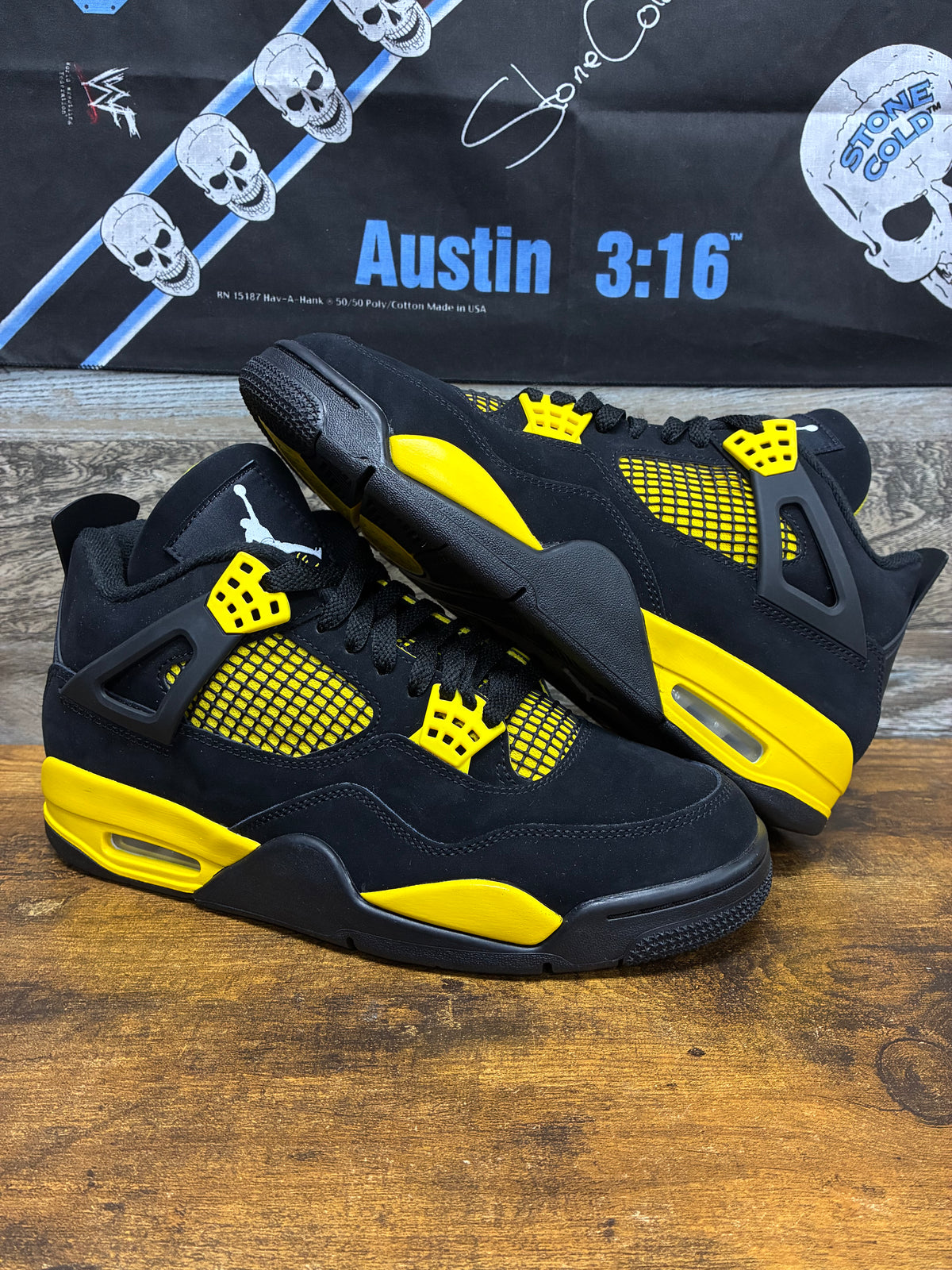 9 - Jordan 4 Thunder 2023