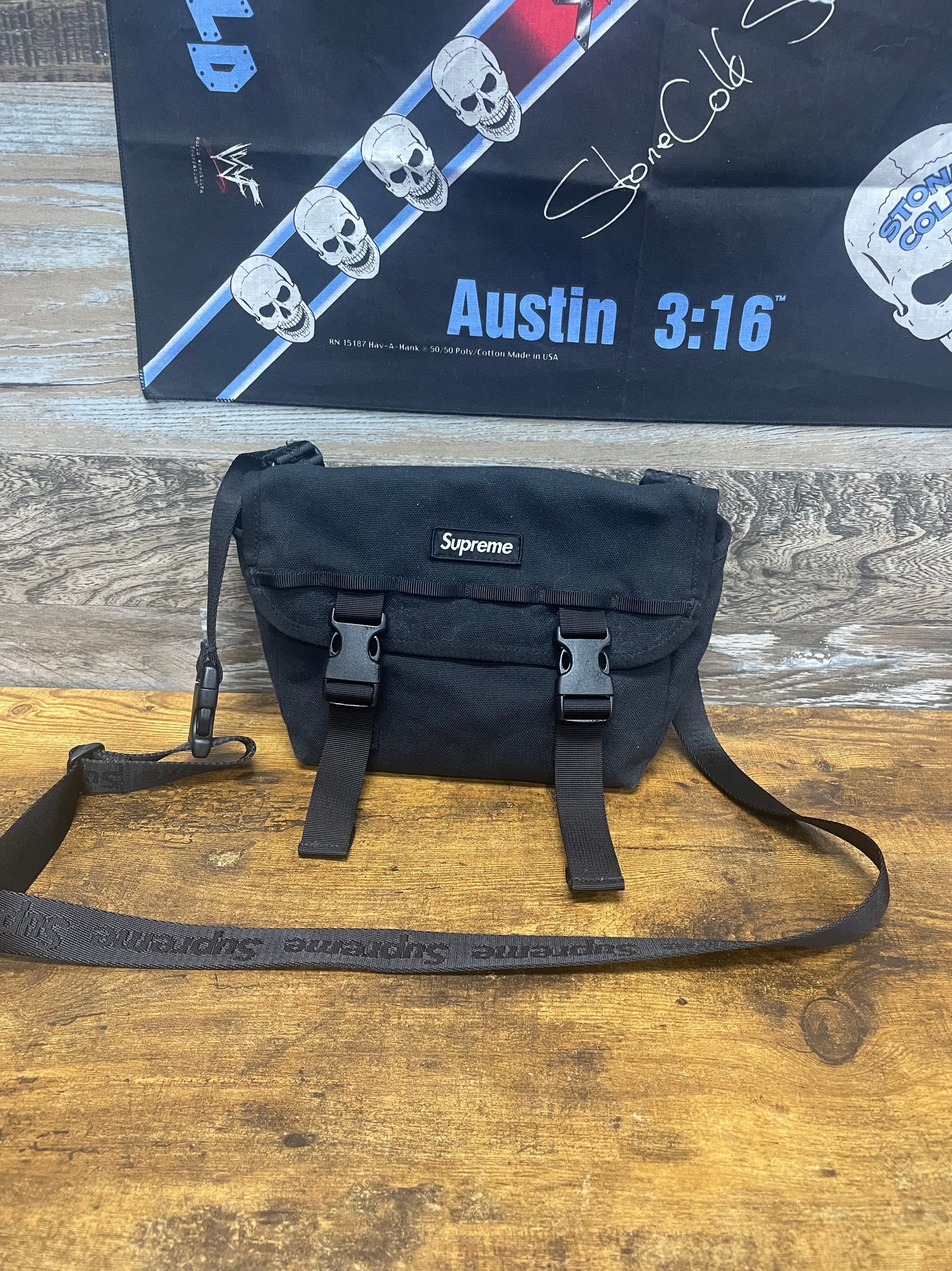 OS - Supreme Mini Messenger Bag SS25