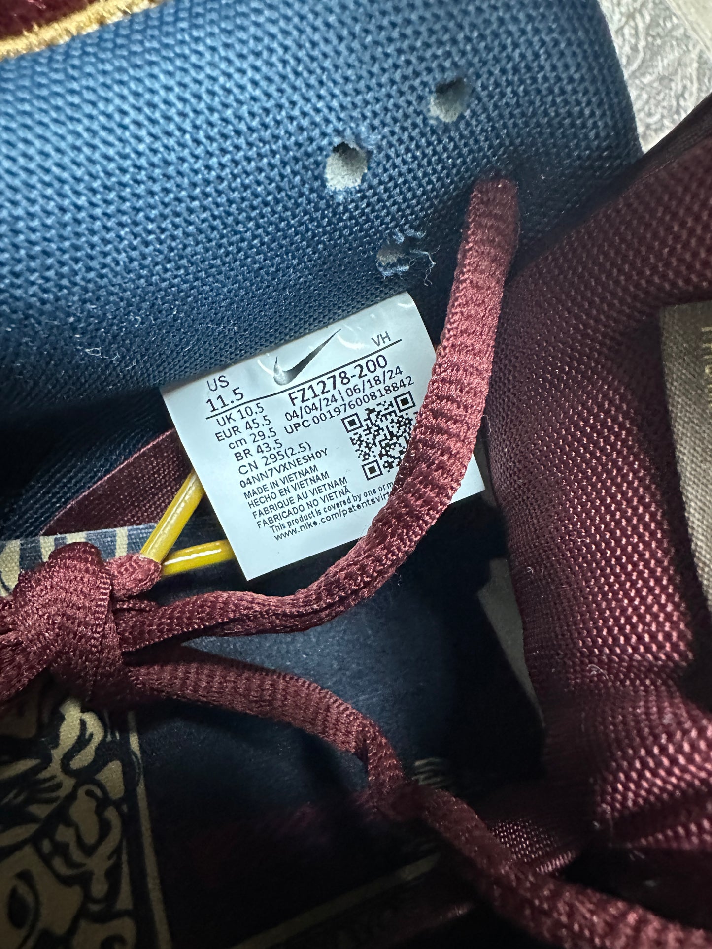 11.5 - SB dunk low City of cinema