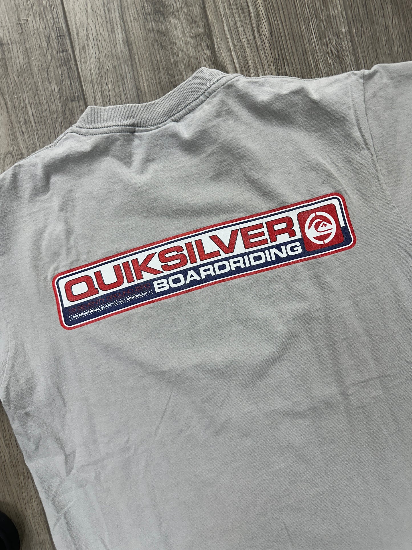 Y2K QuickSilver Tee Size Medium