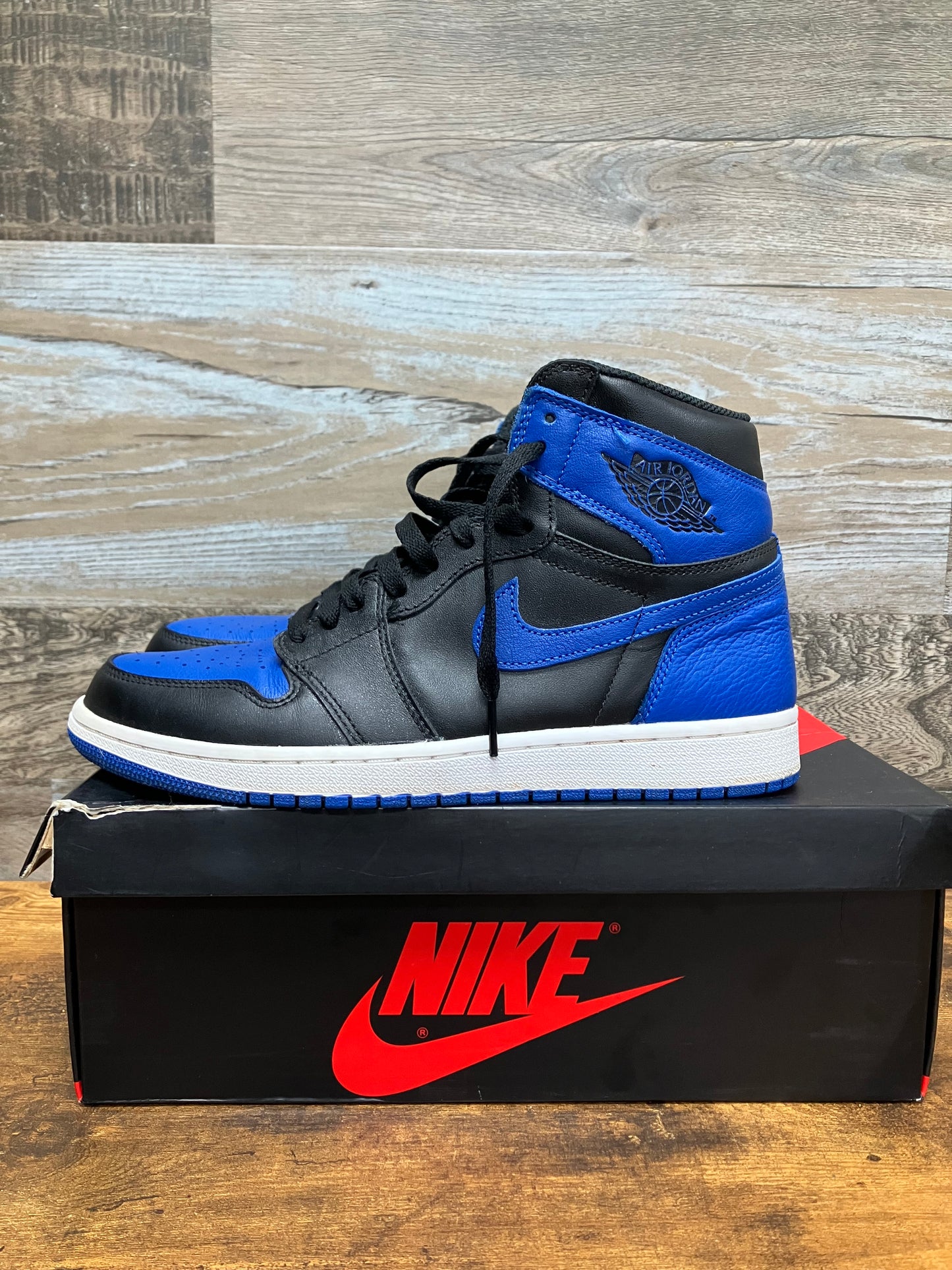 Air Jordan 1 Royal Blue Sz 9.5